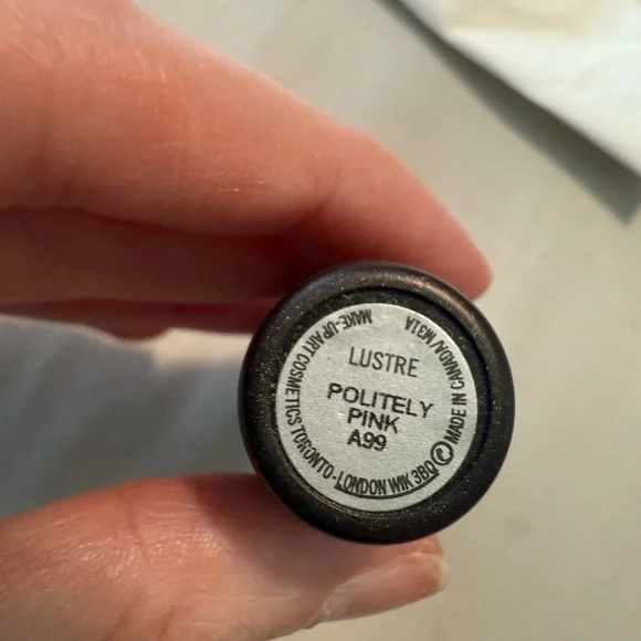 RARE VINTAGE MAC Lustre lipstick in POLITELY PINK 🩷 - Picture 2 of 5
